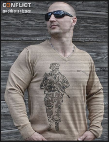 Sweater Conflict soldier camel